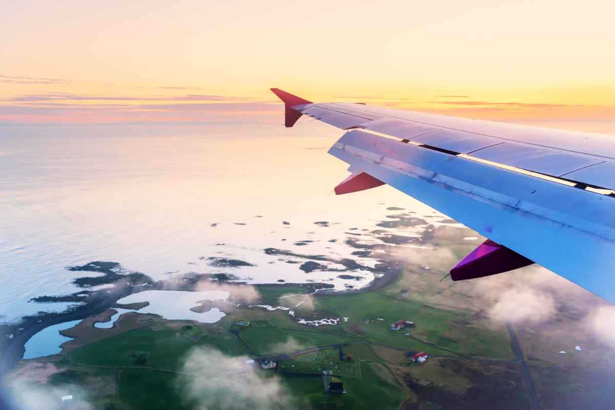 Flight cost, Iceland
