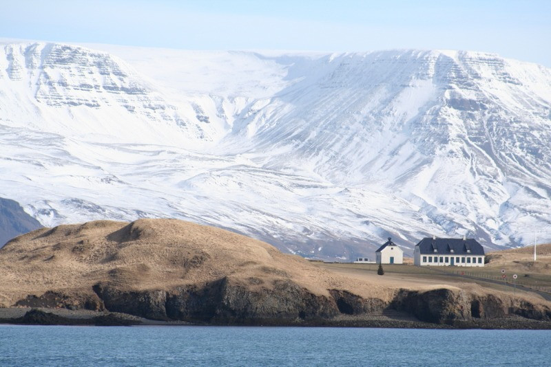 Esjan mount to go glamping in Iceland