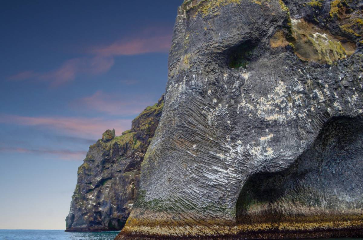 Rock formations in Iceland: Elephant