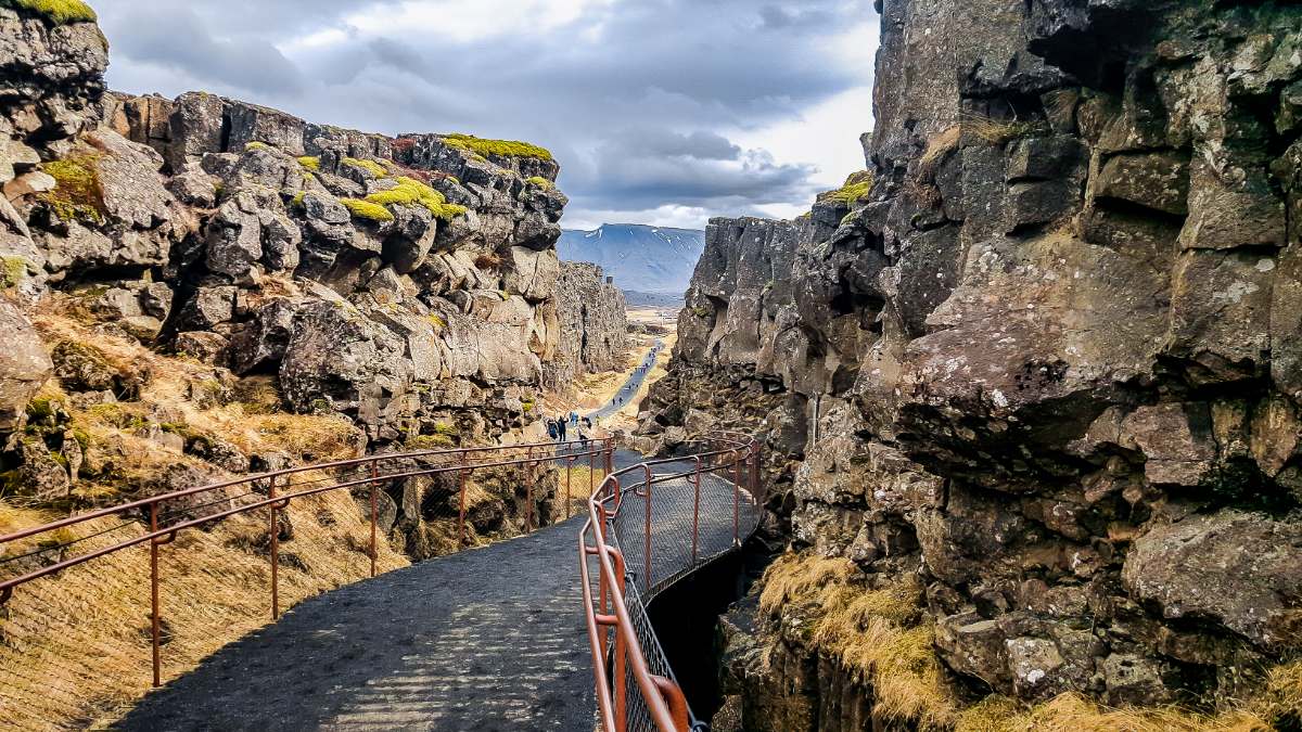 Thridrangar Lighthouse on a cliff