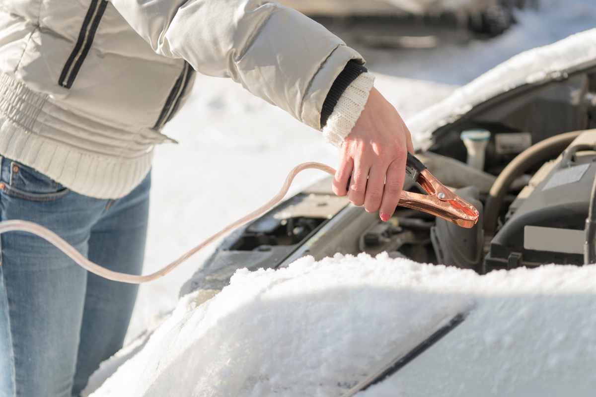 how to jump start a car in cold weather