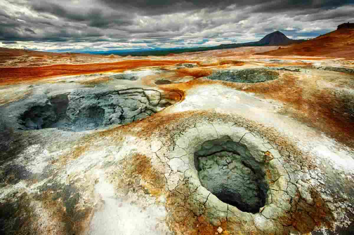 Bubbling mud pots of Hverir