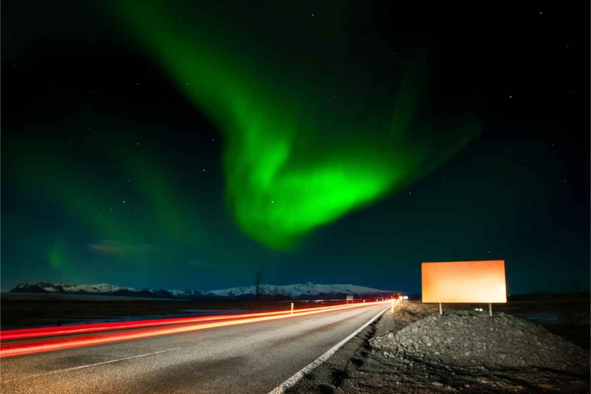 Green Northern Light dancing on Iceland's sky
