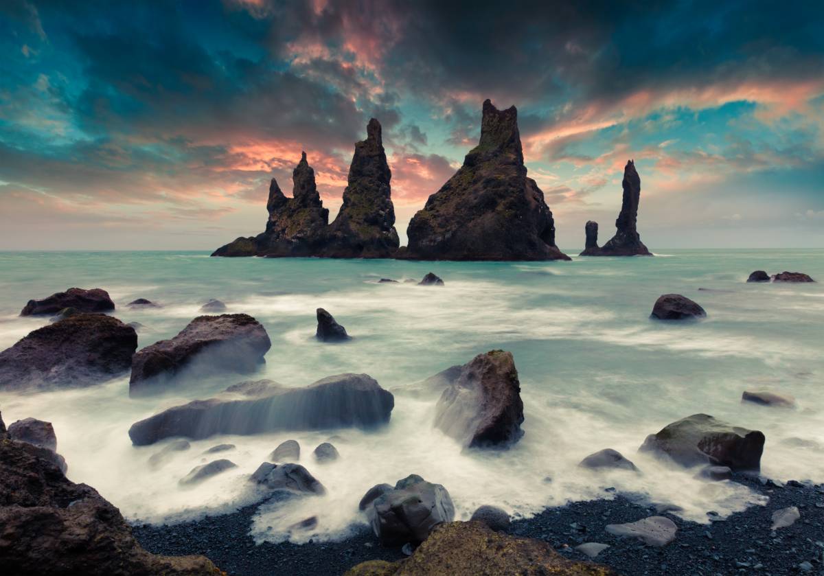 Reynisdrangar, Südisland Reynisdrangar, Südisland