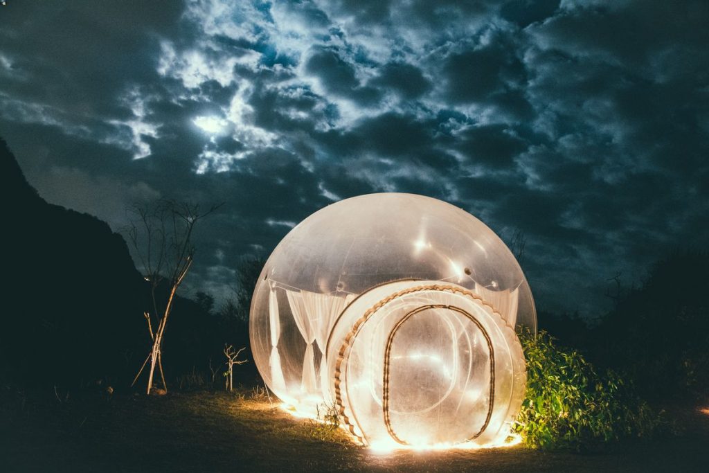 bubble eco hotels in Iceland